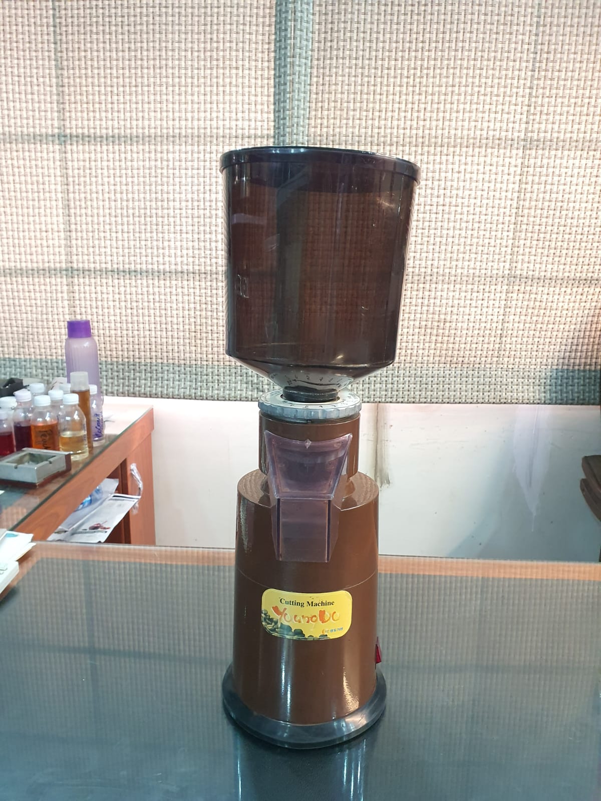Coffee Grinder Commercial ( USED )